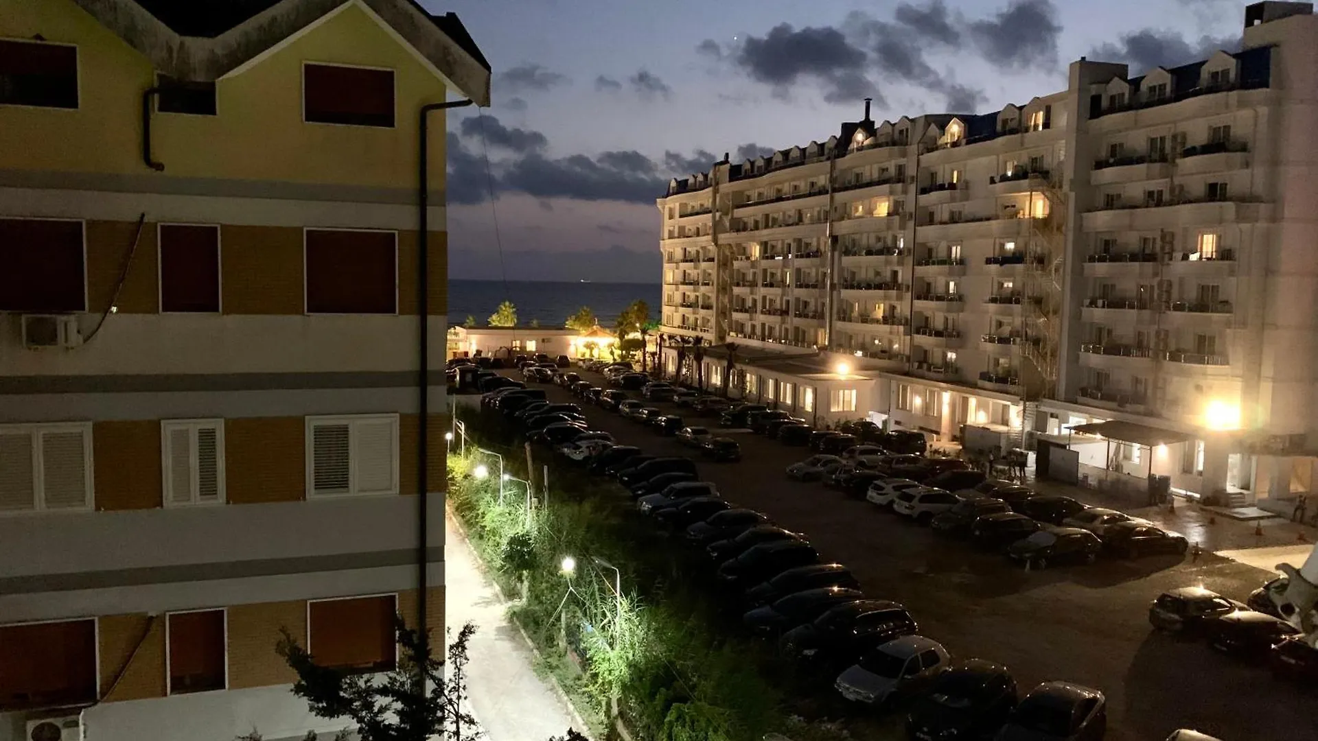 Four Seasons Beach Apartment Golem Albanien